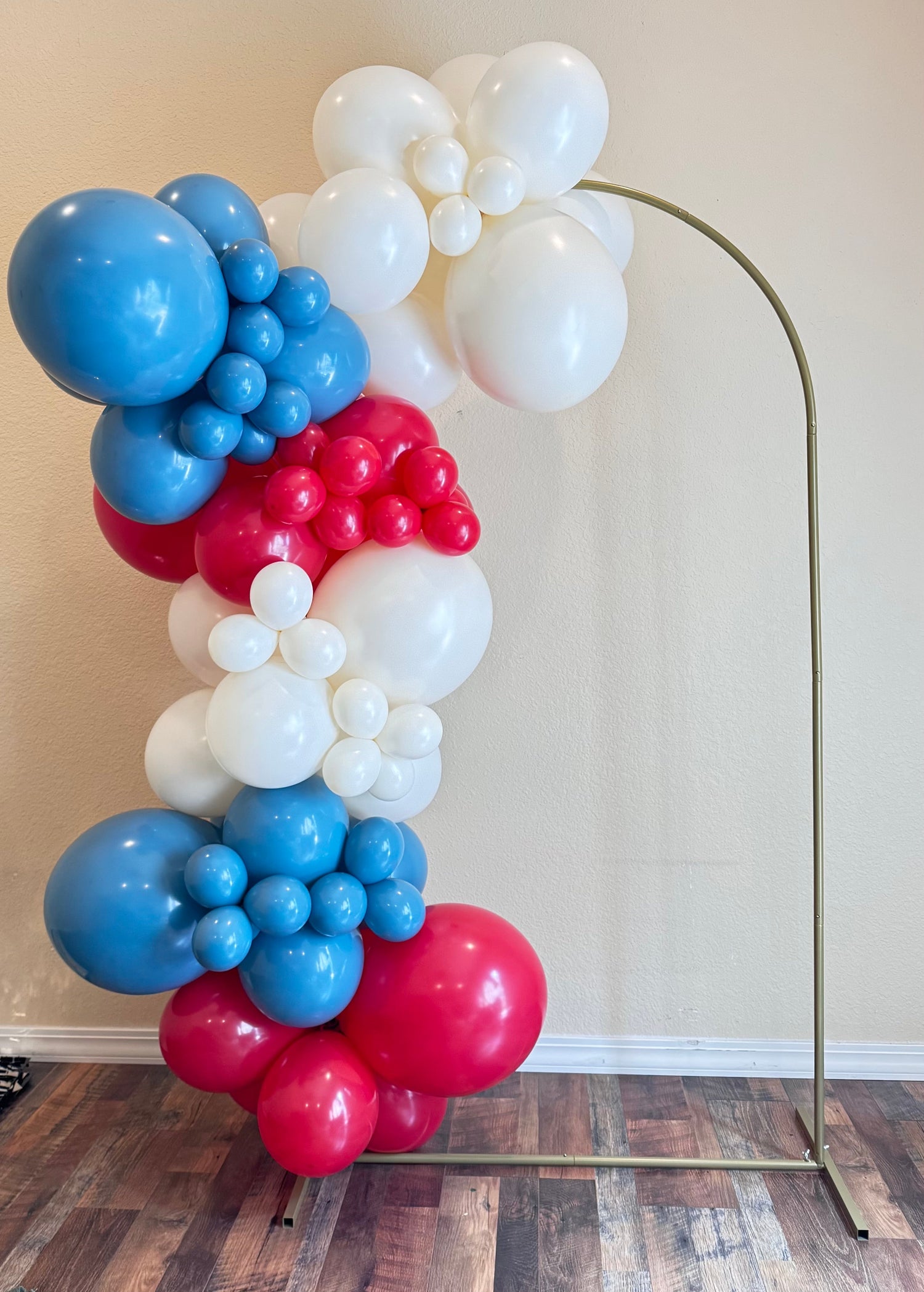 Balloon and Party Decor